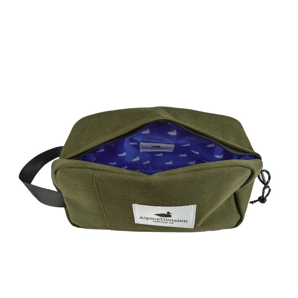 Alpine Division Toiletry Kit Green